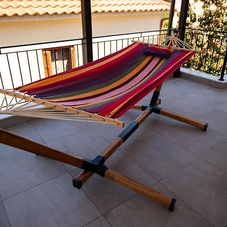 Modern House In Stratoni