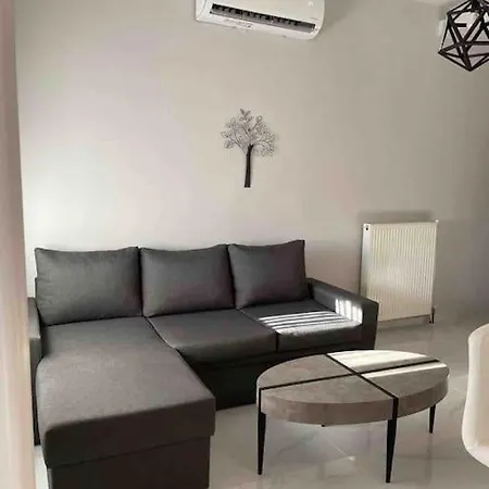 Modern House In 스트라토니온