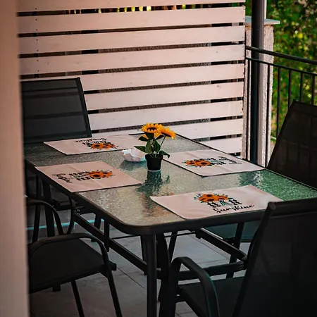 펜션 Modern House In